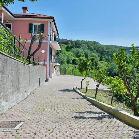 Casa Giorgi * Кьявари